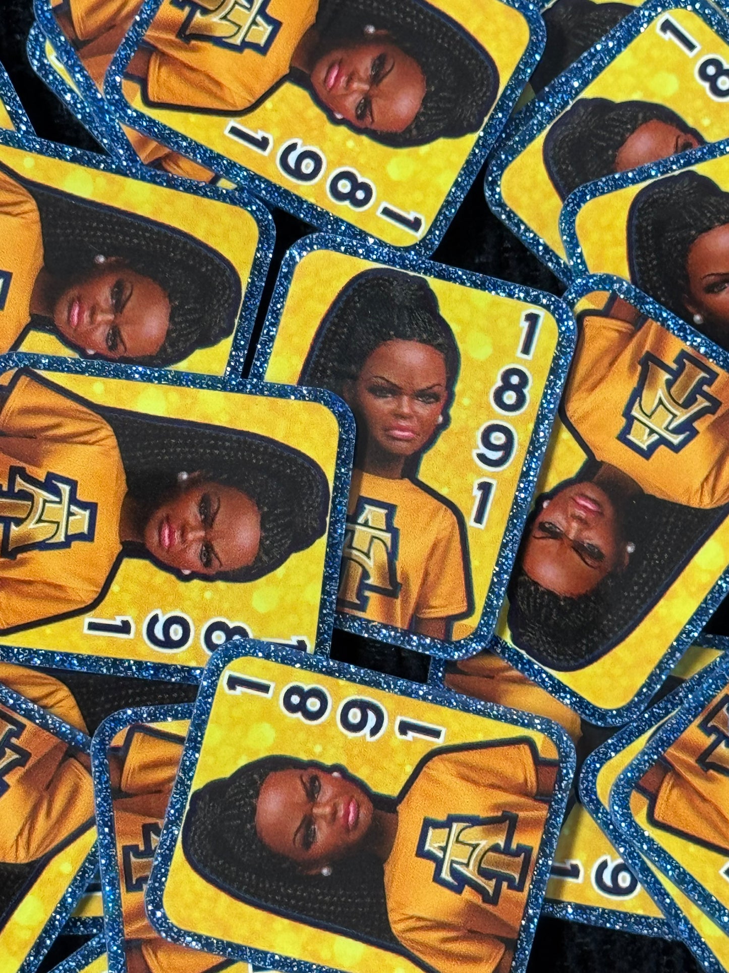 North Carolina A&T HBCU Doll Mag Safe Pop Socket