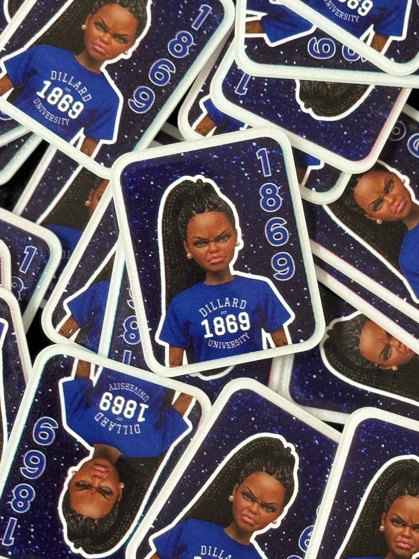Dillard HBCU Doll Mag Safe Pop Socket
